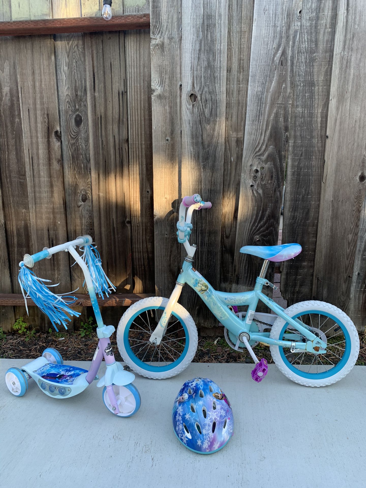 Disney Frozen bike and scooter set