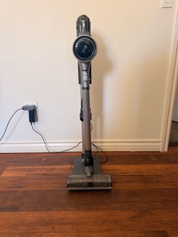 LG CordZero A9 Cordless Vacuum w/ Stand & Attachments - used