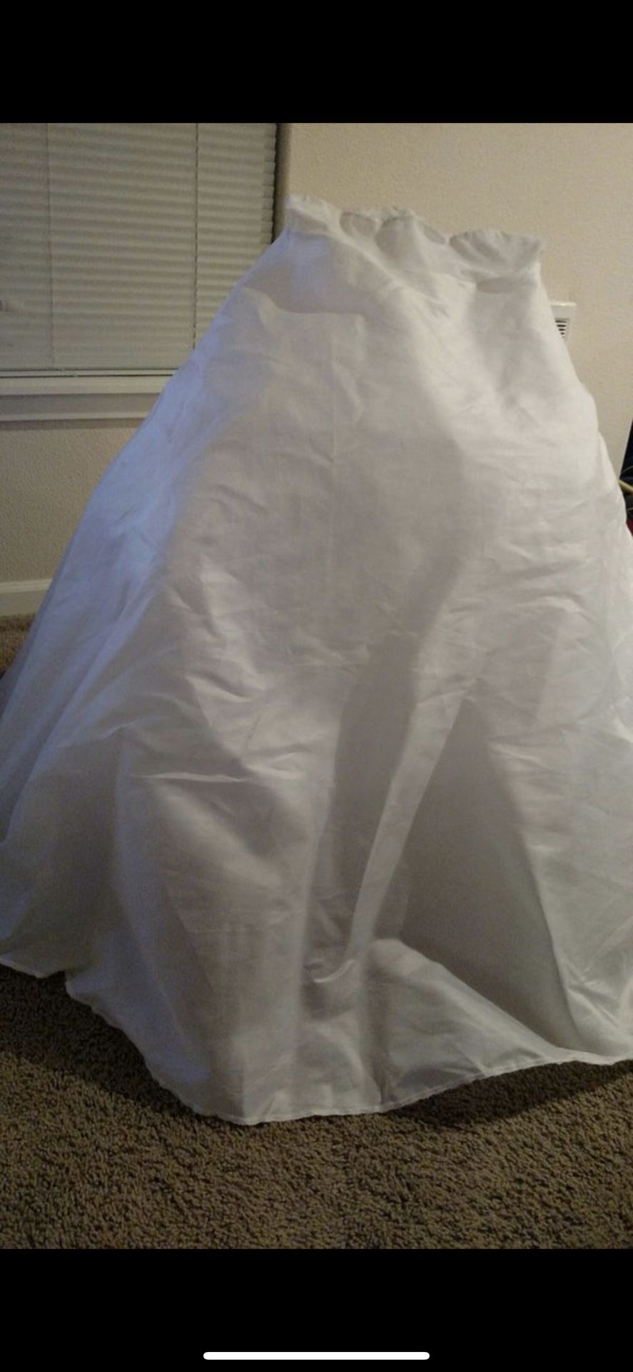 Wedding underskirt Extra Extra puffy $50