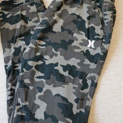 Hurley Camouflage Joggers Size L
