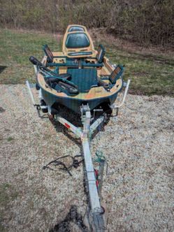 Sun Dolphin Pro 120