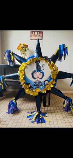 Halloween piñatas