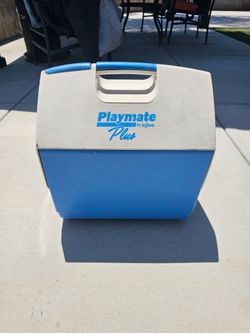 Igloo Playmate Plus cooler,