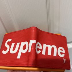 Supreme LV wallet 