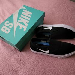 Nike SB Charge Slip Skate 'BLACK WHITE'  CT3523-001 SIZE 10
