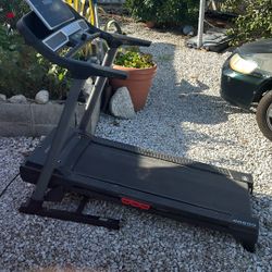 Pro form Treadmill 
