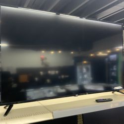 onn 50” Class 4K UHD Roku Smart Television