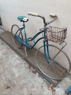 Vintage Cruiser Bicycle with Front Basket