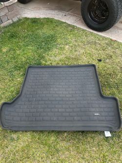 Toyota  4 Runner Trunk mat (5th Gen)