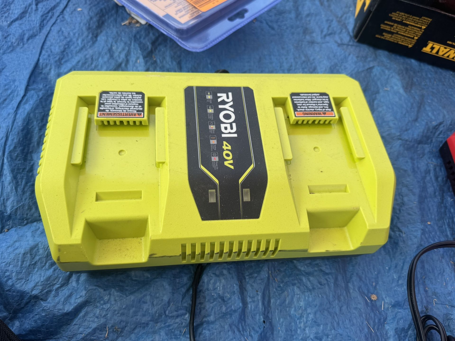RYOBI 40-Volt Lithium Ion Dual Port Rapid Charger