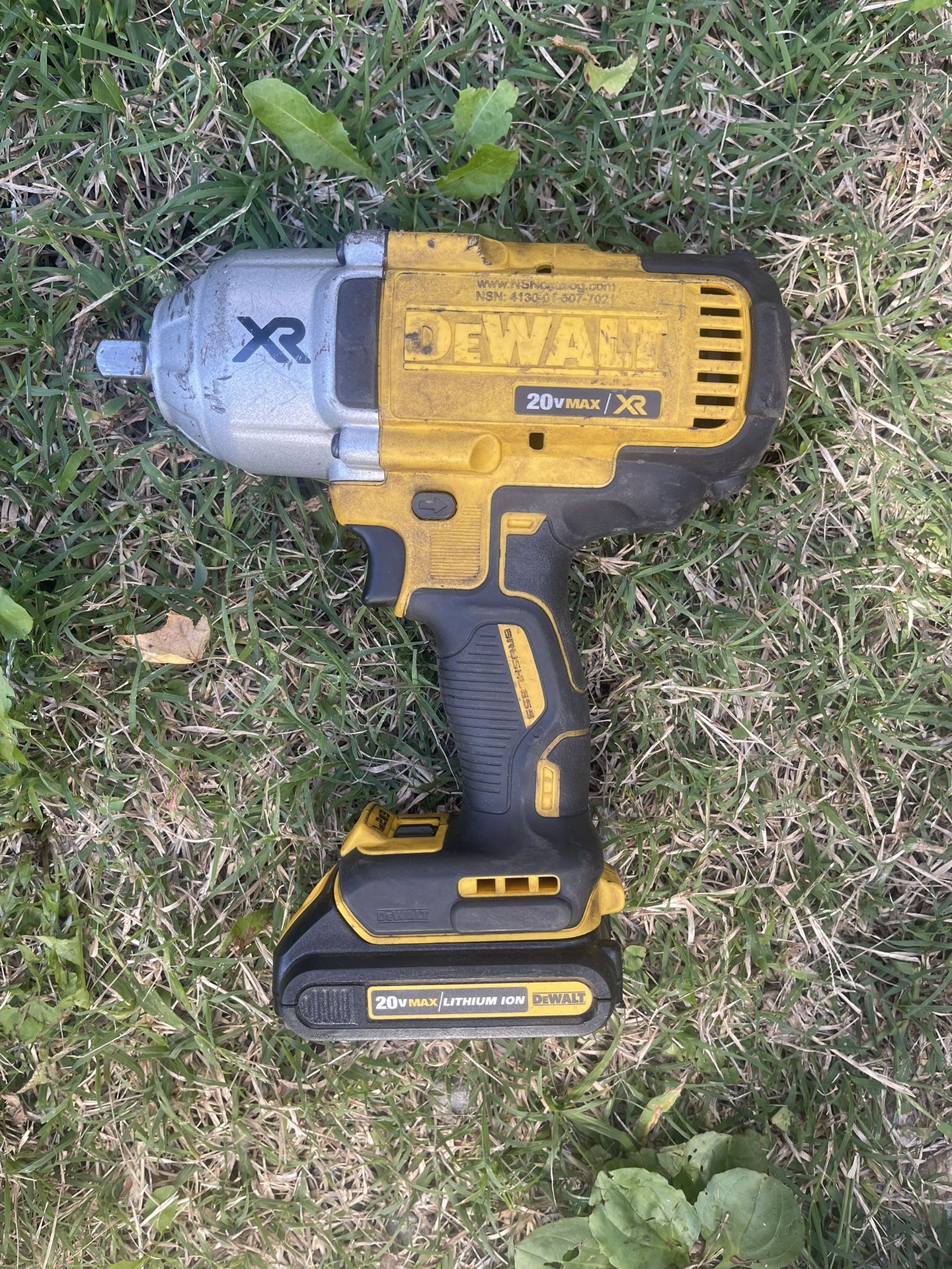 DEWALT DCF899 is a 20V 1/2" Brushless 3-Speed Cordless Impact Wrench