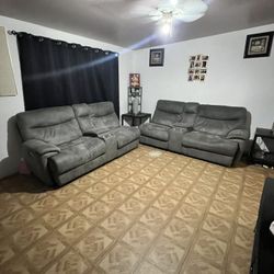 Gray Reclining Sofas W Cup Holder And USB Port For Charging 