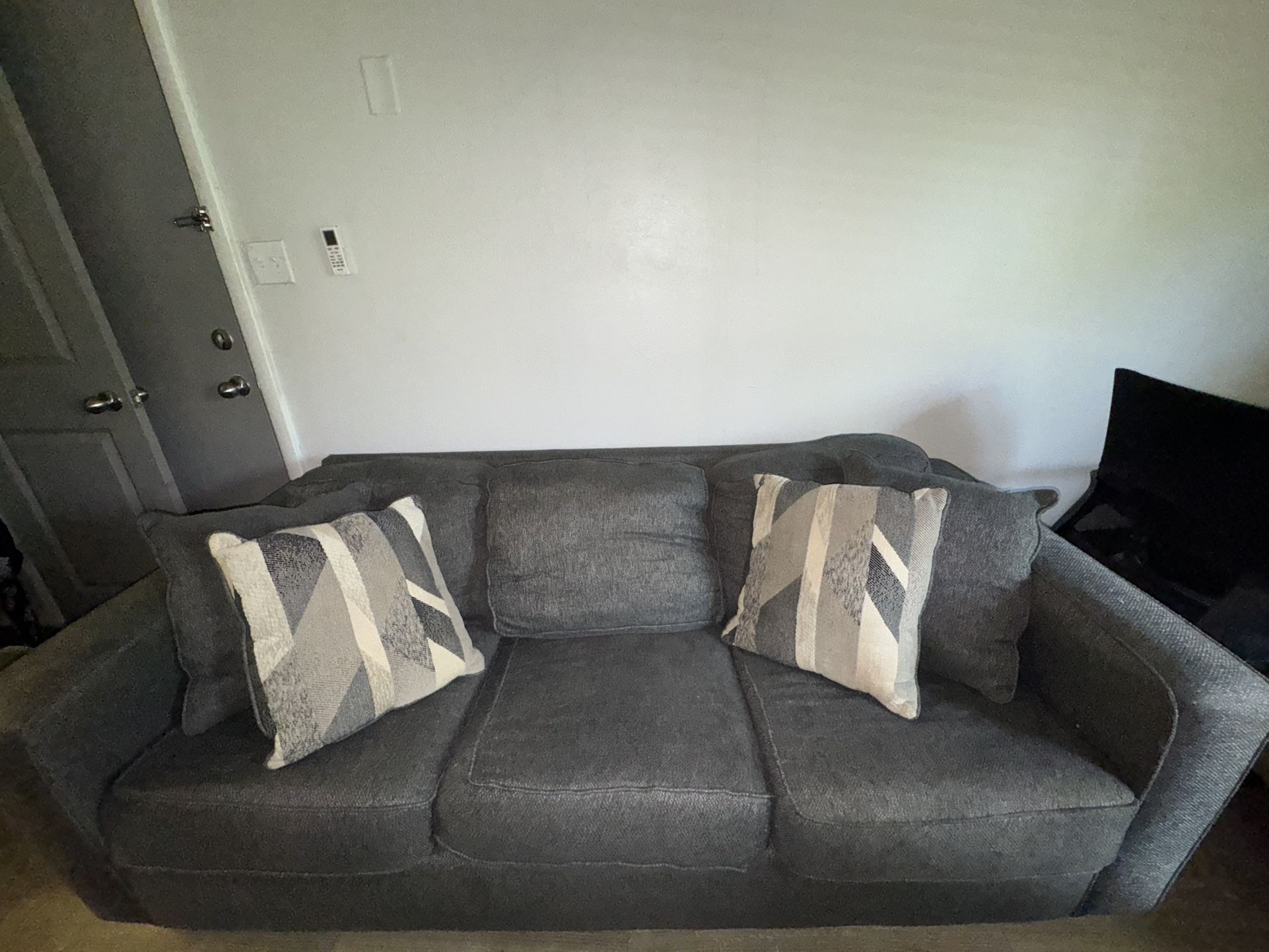 Gray Rooms To Go Sofa