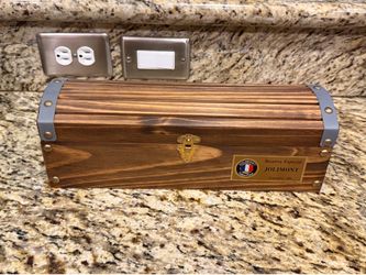 Reserva Especial Jolimont Wine Box Holder
