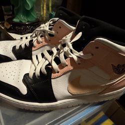 Size 13. Jordan 1 Mid Crimson Tint