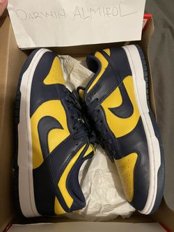 Nike dunk low michigan sz 9.5 $240