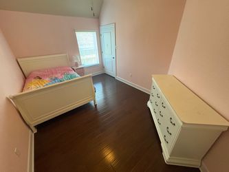 Moving sale: White Bedroom Set - Full Bed, Mattress, Dresser, Nightstand & More