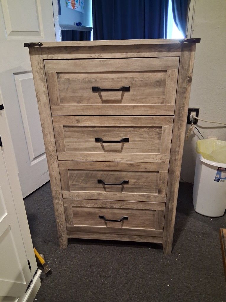 Cajonera Nueva.