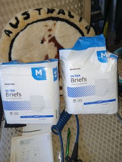 McKesson Ultra Briefs Medium 2-Pack