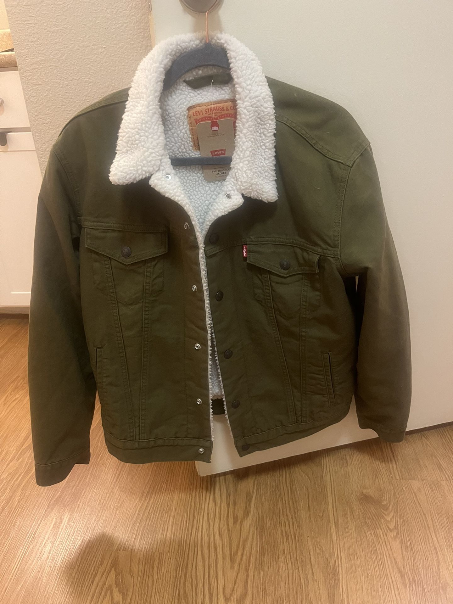 Levi’s Sherpa Trucker Jacket Green (Medium) 