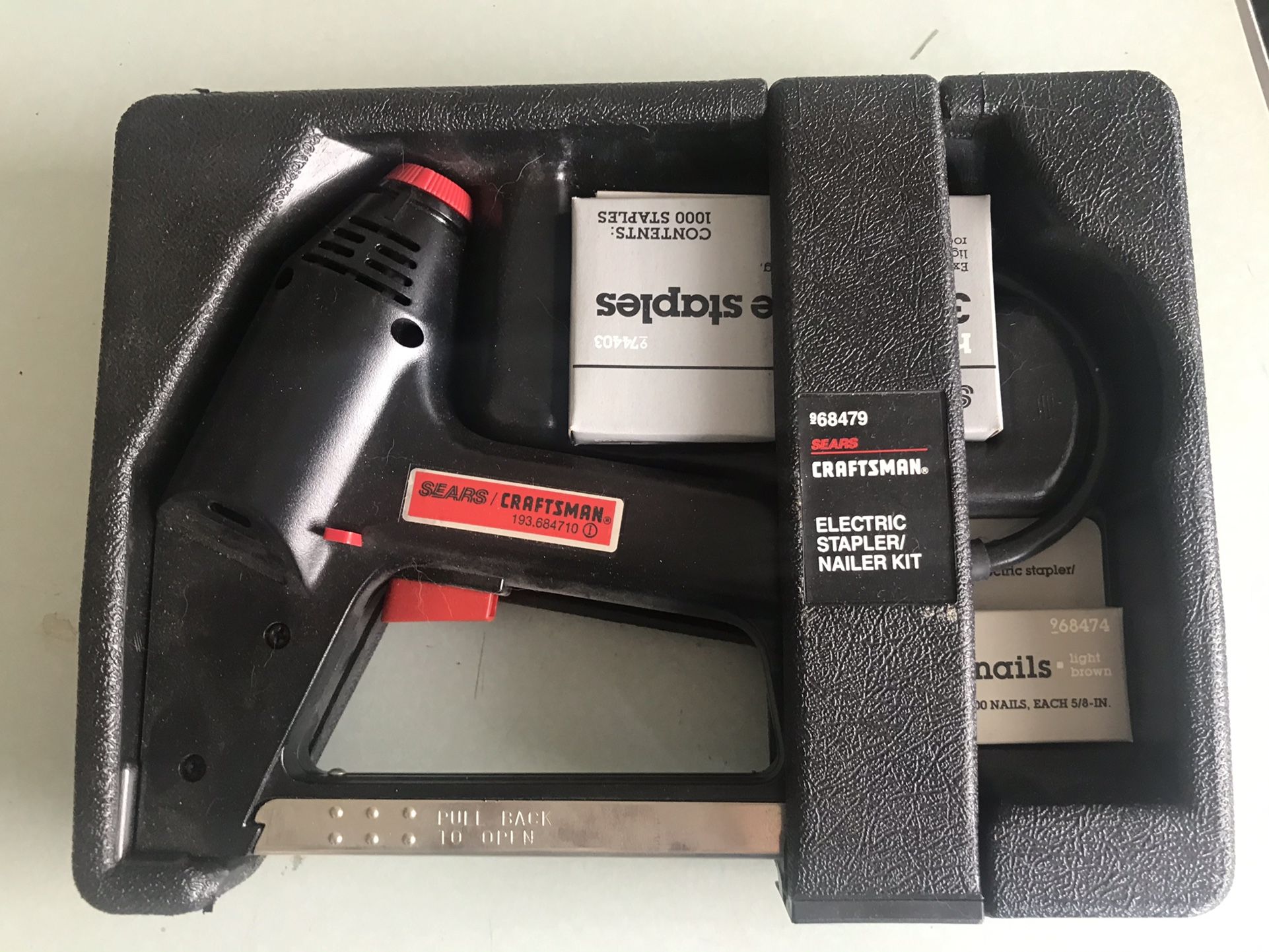 Craftsman electric Stapler nailer with carrying case and extra Staples