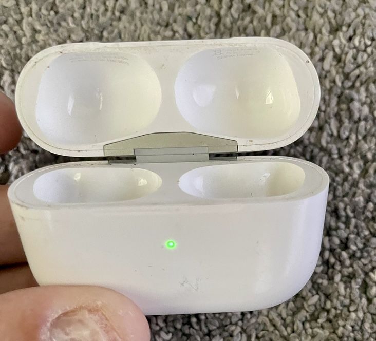 Apple AirPod Second Generation Just The Case 