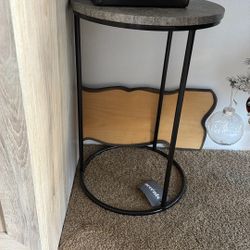 2 Tables $40