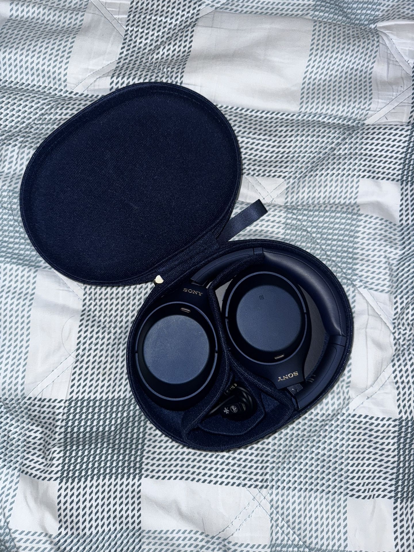Sony Headphones wh-1000xm4