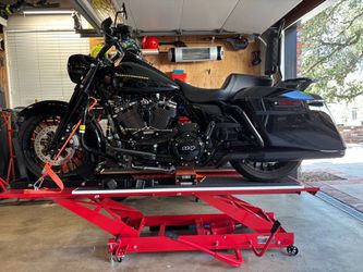 PITTSBURGH 1000 lb. Steel Motorcycle Lift with extras