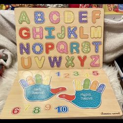 New wooden alphabet & hands puzzle
