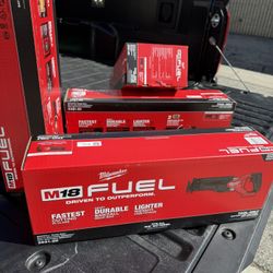 2821-20 MILWAUKEE M18 FUEL GEN2 18V Battery Brushless SAWZALL Reciprocating Saw