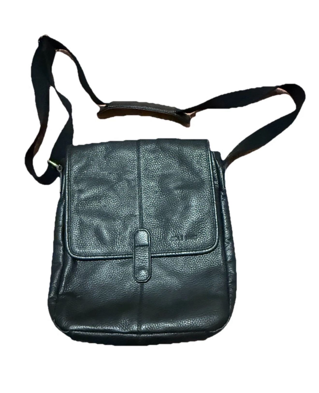 COLE HAAN Shoulder Messenger Bag Pebbled Black Leather Flap Bag Logo