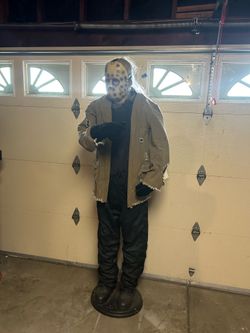 Jason Voorhees Halloween animatronic
