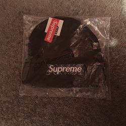 Black Beanie w Black Bandanna Logo Box