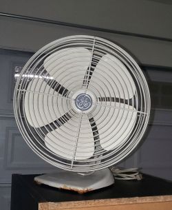 Vintage Metal GE Fan