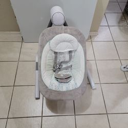Vibrating Infant Chair
