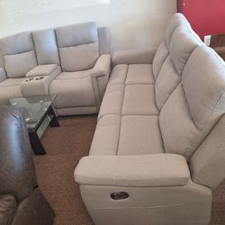 Grey Reclinig Sofa And Love Seat 