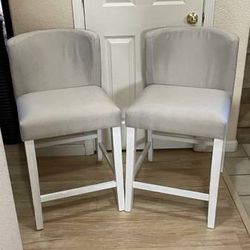 New Set of 2 XL Wide Seat Counter Height Backed Bar Stools White Wood Stool Gray Cushion