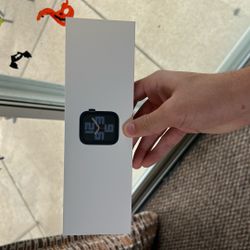 Apple Watch SE (Gen 2) 