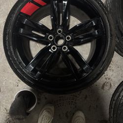 Camaro SS Redline Edition wheels and tires