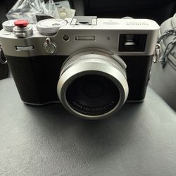 Fujifilm X100V