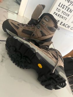 Vasque hiking boots