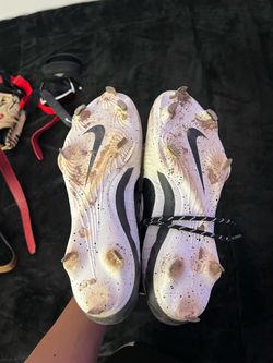 Nike Alpha harache cleats