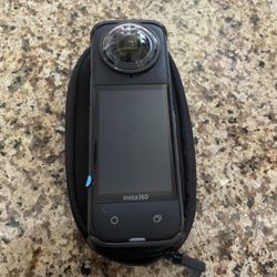 Insta360 X4 