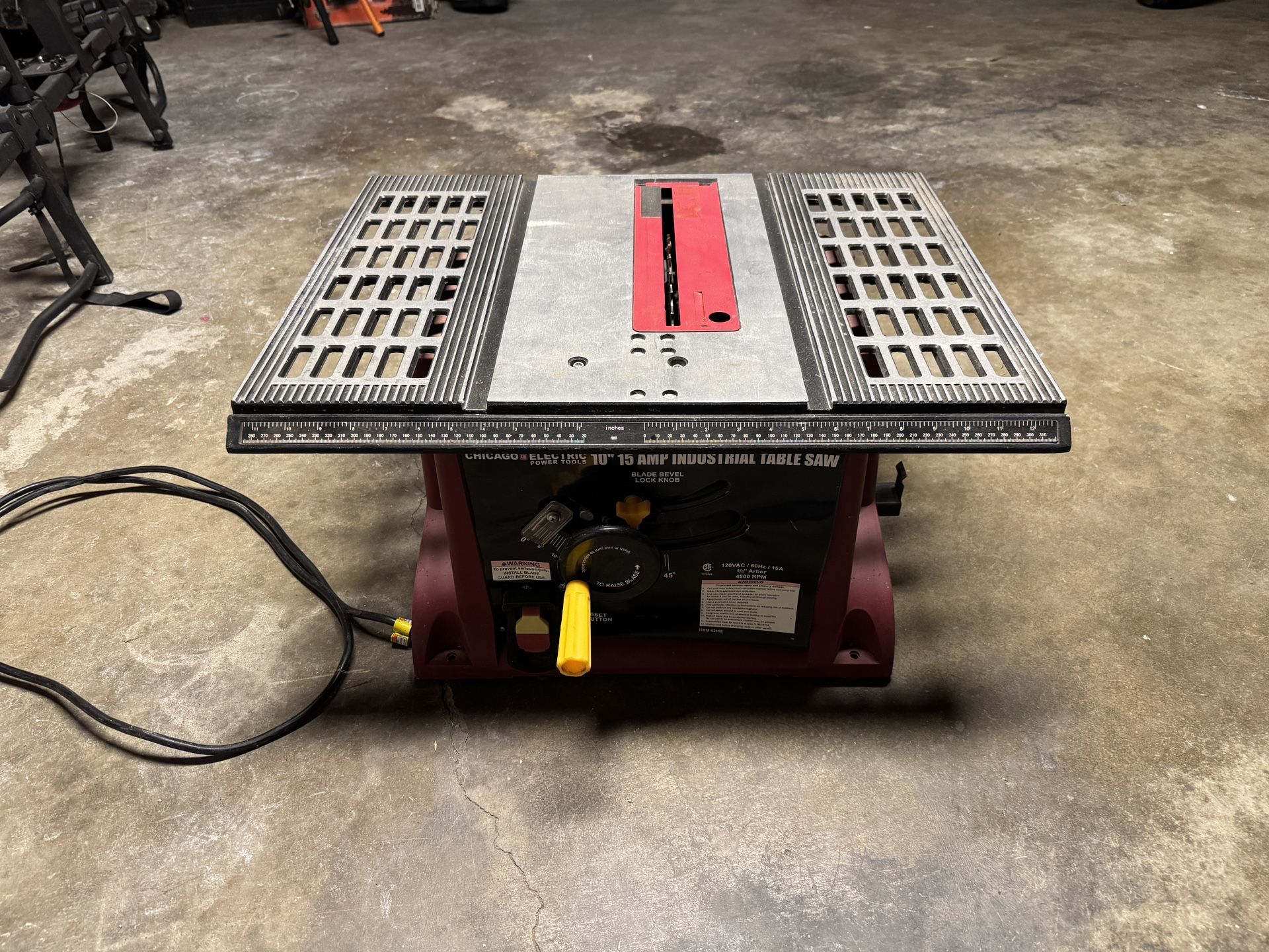 Chicago Electric Table Saw
