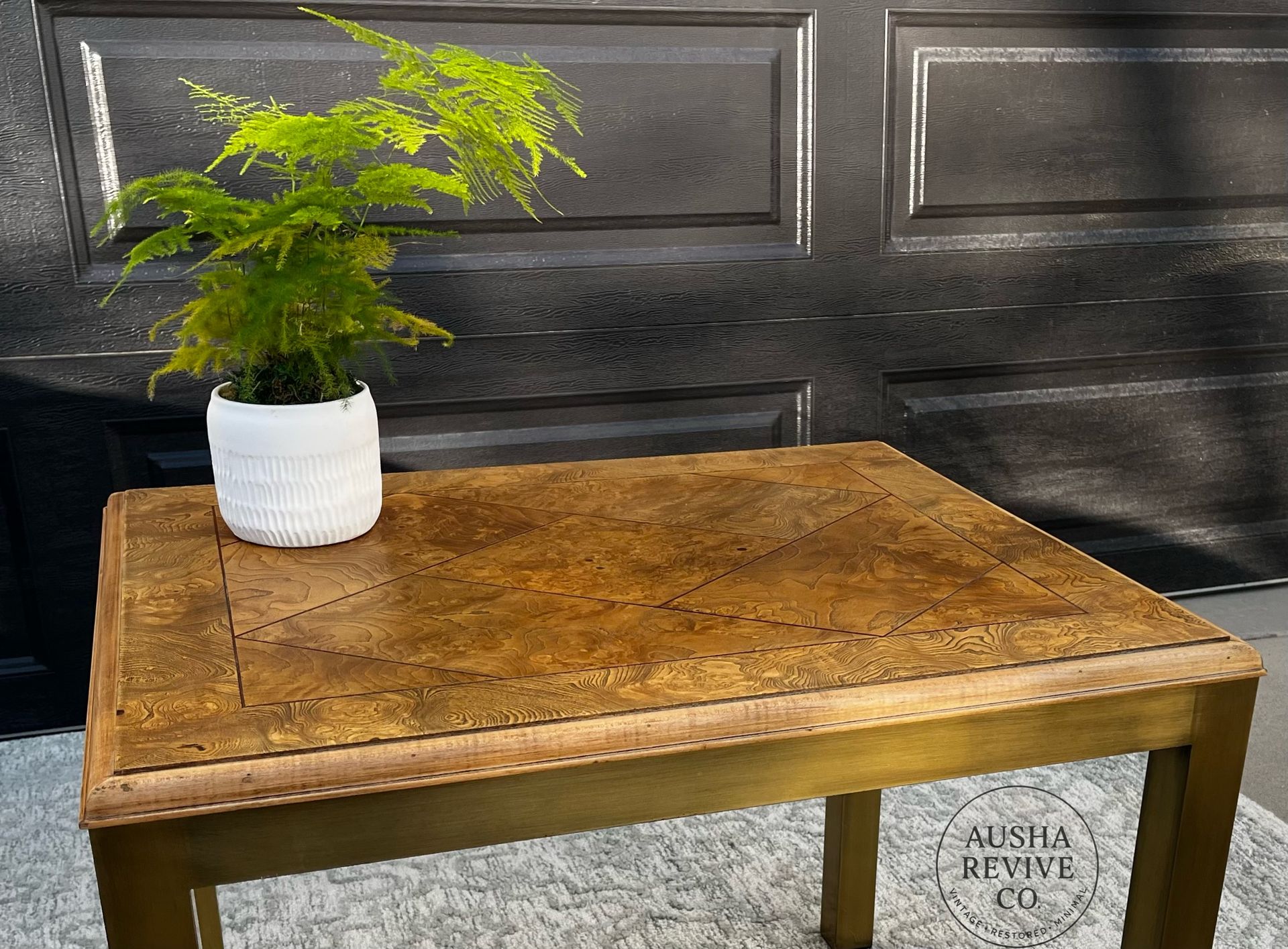 Vintage Dinwoodey Burl & Brass Accent Table – Utah Crafted