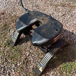 Reese 20k 5th Wheel Hitch
