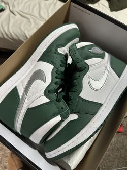 Size 9.5 AJ 1
