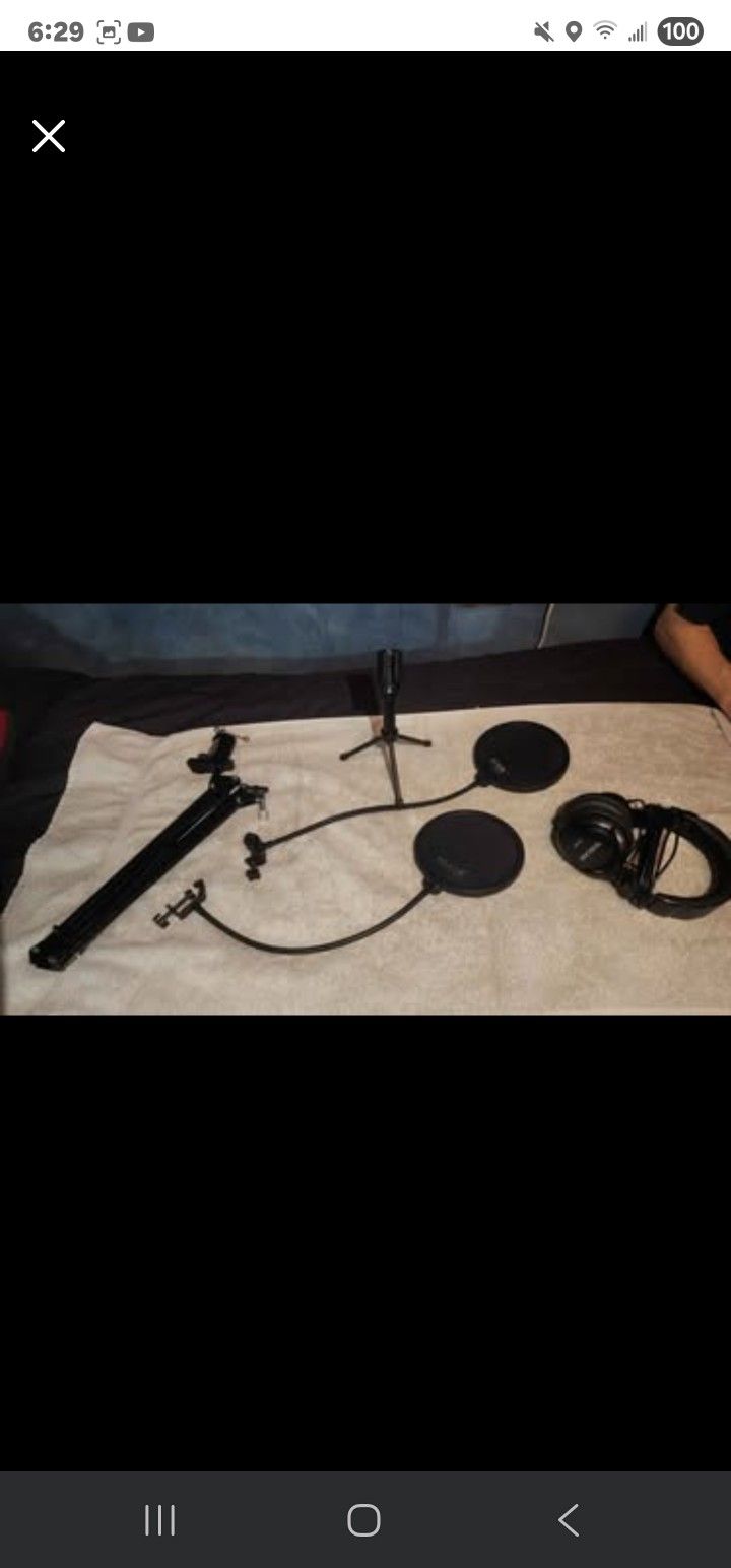 Tascam TH-03 Headset w/ mic and accessories including a little tripod