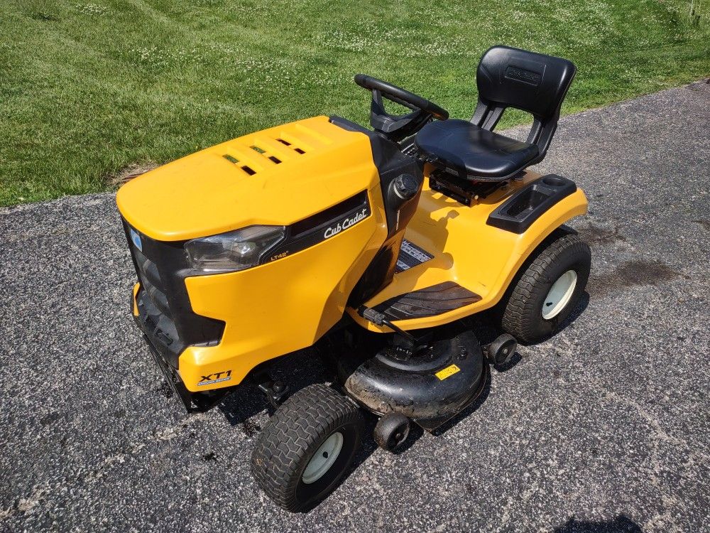 Cub Cadet Xt1 Lt42 Tractor Riding Mower Tractor
